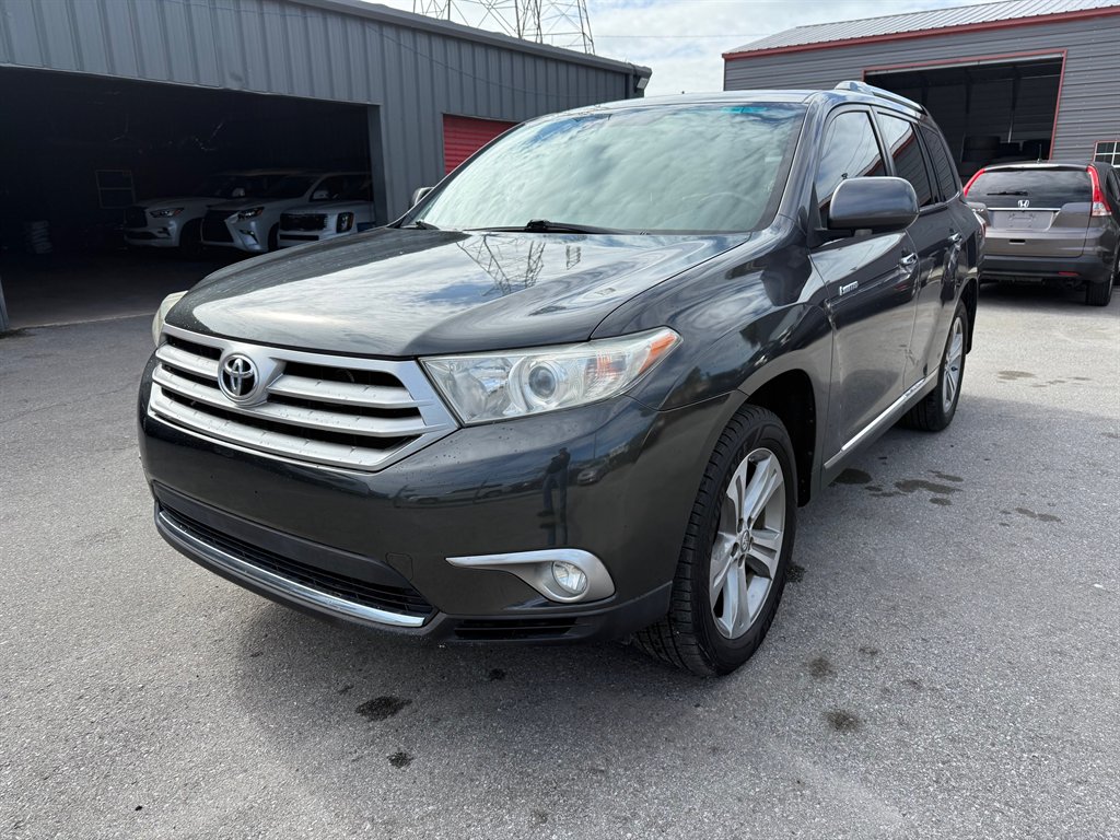 2011 Toyota Highlander Limited's photo
